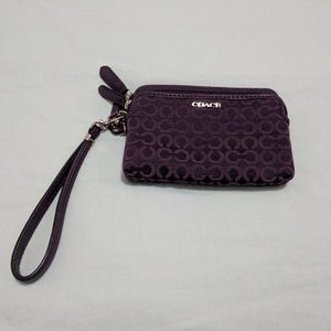 Coach purple wristlet (Like new)